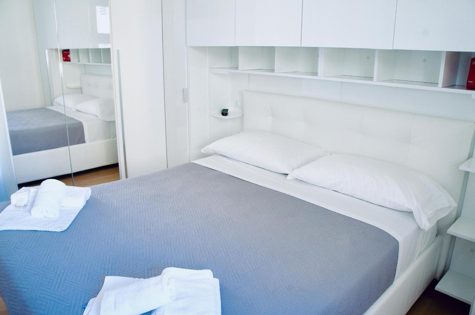 Residenza Vitruvio43 Apartment Милано Екстериор снимка